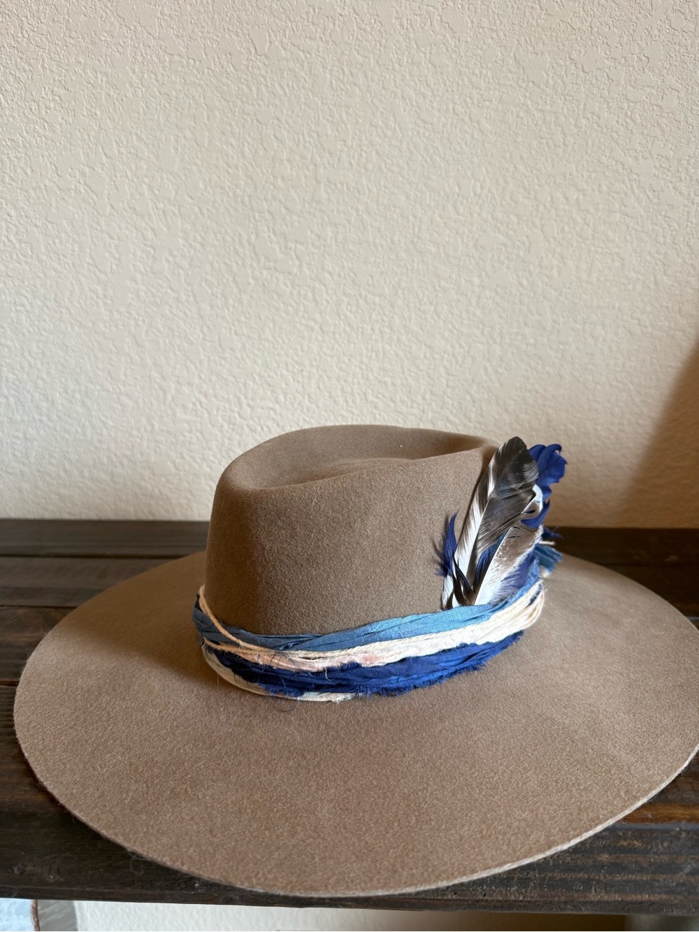 Lovely Bird Malibu - Montana Taupe Wide-Brim Fedora Hat size Med